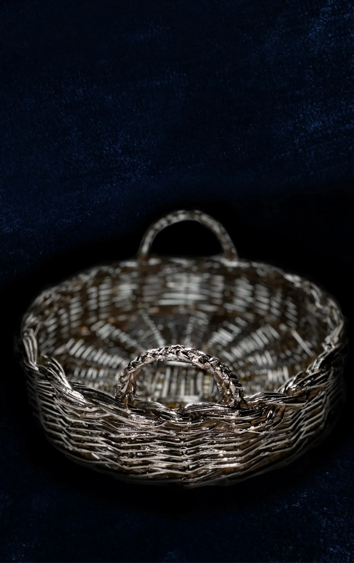 Cesto intrecciato silver plated di design artigianale italiano - alzata alzatina vassoio contenitore vaso contenitore