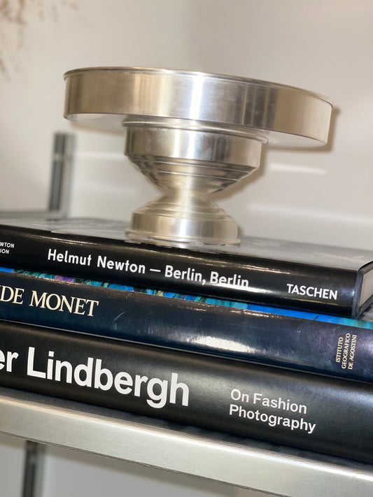 Alzata  in ottone silver plated lavorata a mano, oggetto di collectible design Caspal