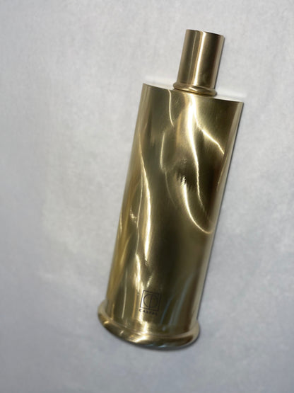 Portacandele alto in ottone spazzolato ispirato alla seta moiré