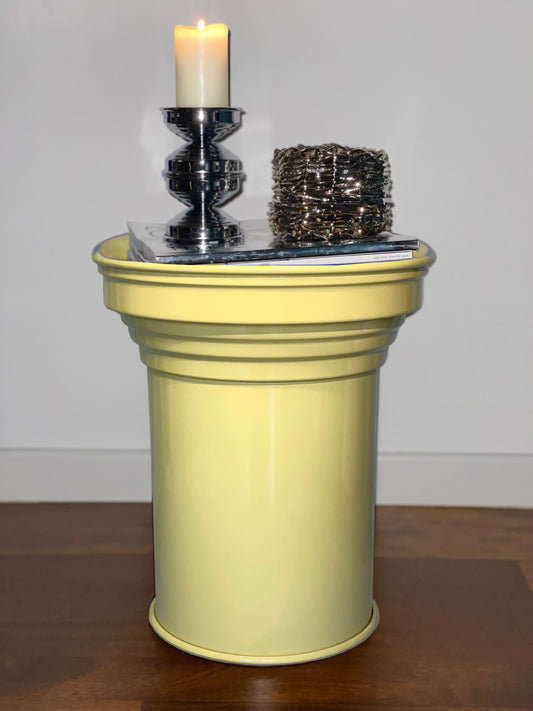 coffee table in alluminio verniciato giallo burro butter yellow capitello design colonnina caspal