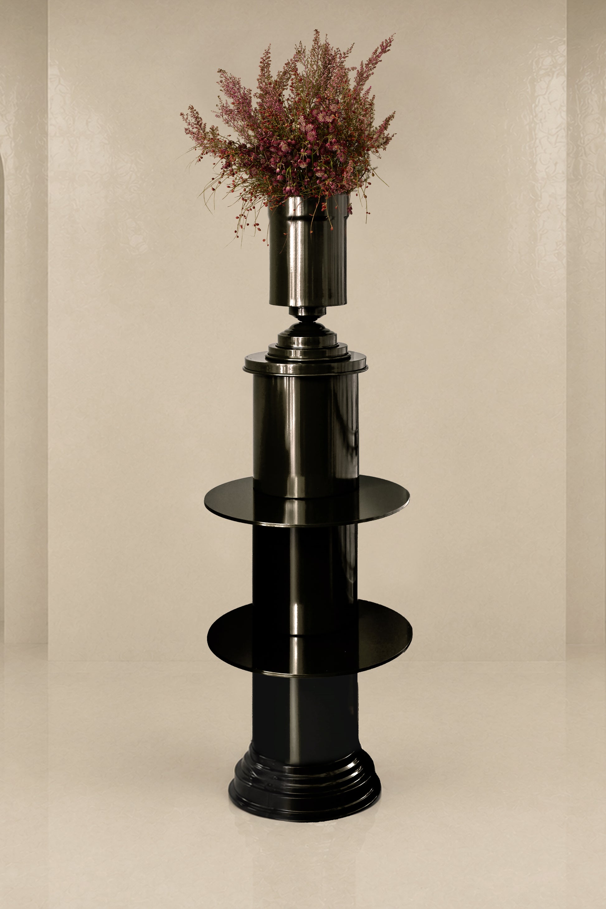 consolle glossy black art deco design