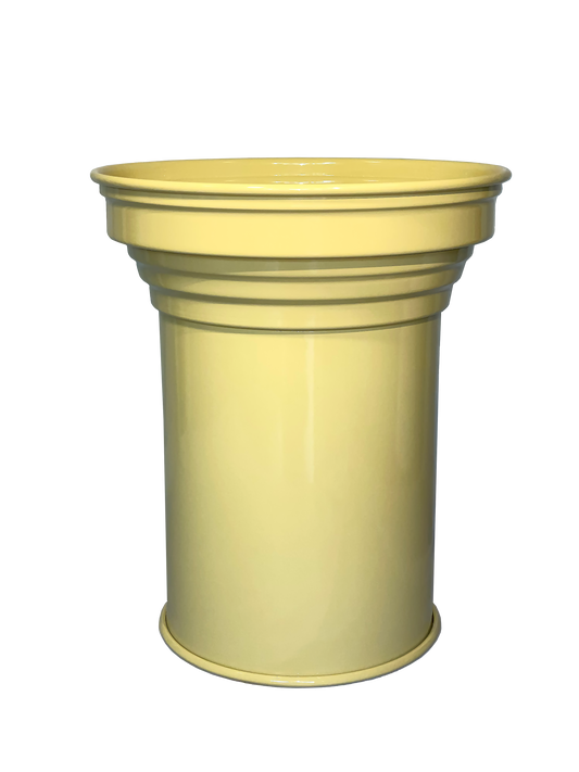 side table design contemporaneo e scultoreo verniciato butter glossy