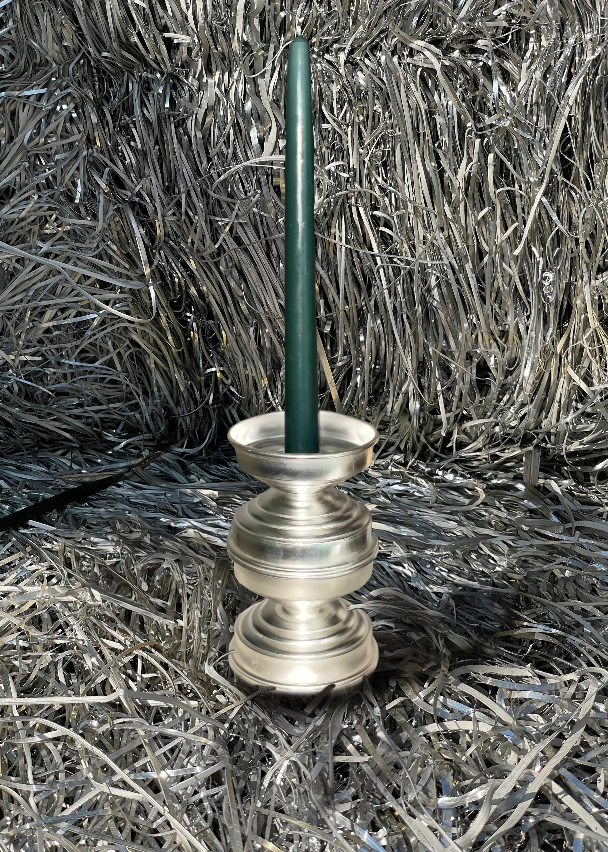 portacandele in argento di design contemporaneo